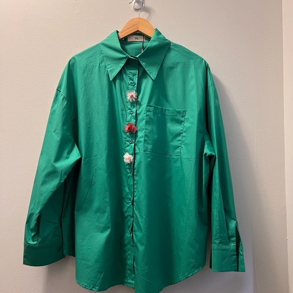 Green Button-Up Shirt - Picture 5 of 6